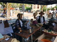 Hat makers from Caussade set up shop.