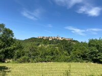 7th - next on the agenda was a tour of Puycelsi en route to a hunter's (Le Chasseur) dinner with pals Rosie and Robin