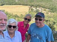 8th - It was time to show off Paulie & Stephen's turf. Jan came across to Bordeaux to join Ingrid from a fishing trip in Cornwall. Ingrid had finished the Marathon des Châteaux du Médoc with a pal. A regular marathoner, she is also a wine buff and her car was full of purchases to drive back to Sweden with